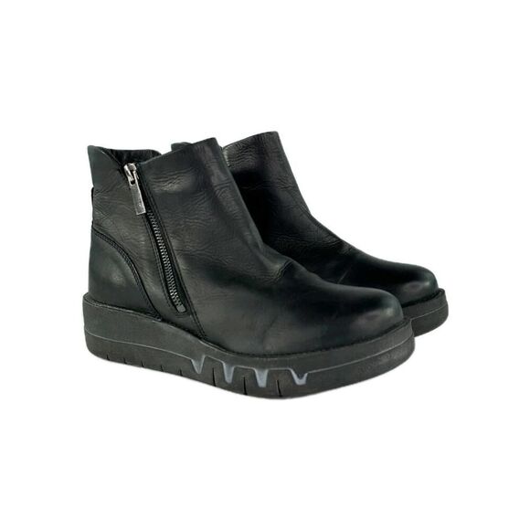 Miz Mooz Lass Ankle Boots US 7.5 Women's Black Leather Side-Zip Chelsea Boot - Picture 1 of 12